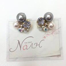 ハンドメイドピアス