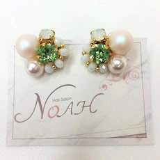 ハンドメイドピアス